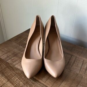 Nude heels INC size 9